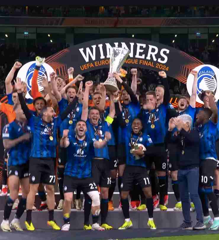 L'Atalanta alza la coppa dell'Europa League