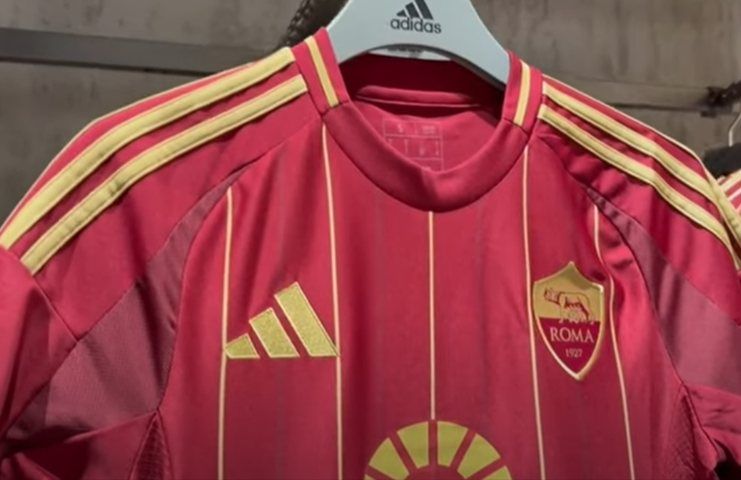 Nuova maglia Roma