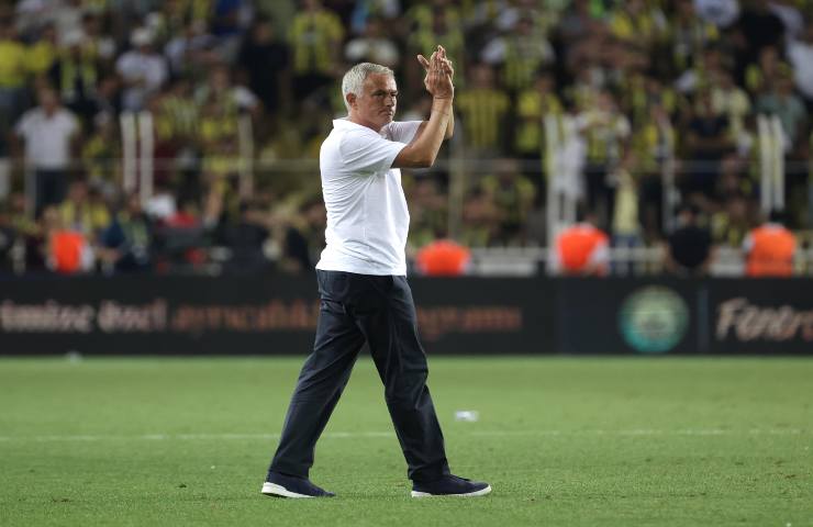 Fenerbache eliminato Champions league Mourinho polemiche