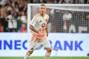 Angeliño in azione con la maglia della Roma -instagram Angeliño (romaforever.it)