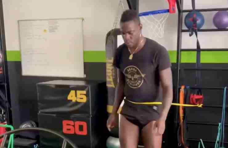 mario balotelli allenamento