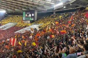 Curva Roma