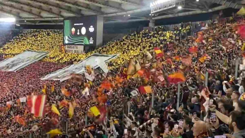 Curva Roma