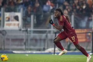 Koné moviola como roma