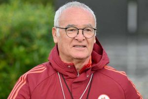 ranieri allena la roma a trigoria 1200