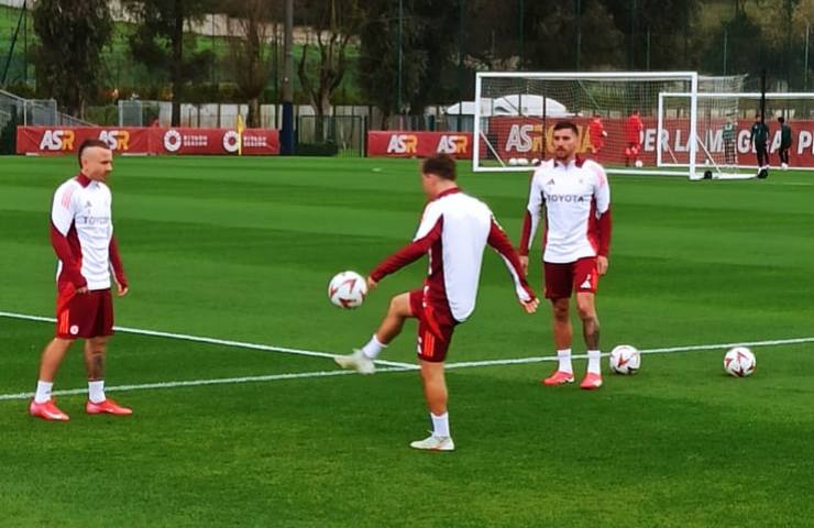 Allenamento di rifinitura a Trigoria